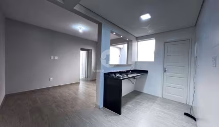 Apartamento reformado com 2 quartos na Vila Belmiro