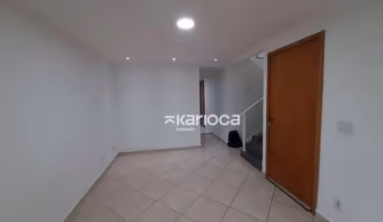 Casa com 2 dormitórios à venda, 100 m² por R$ 380.000 -  Rua Isis - Curicica - Rio de Janeiro/RJ