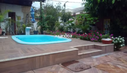 Ótima casa com 3 quartos e piscina
