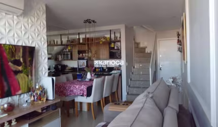 Linda Cobertura com 3 Quartos e 153m² para venda na Barra Olímpica - RJ