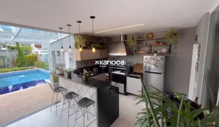 Casa de Alto Padrão na Barra da Tijuca - 4 suítes - 420 metros - Rio Mar