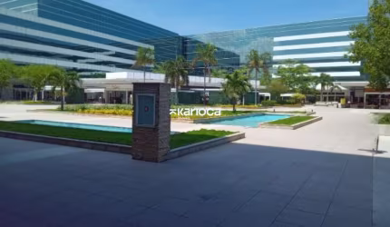Loja para alugar com 75m², 1 banheiro, 1 vaga de garagem.