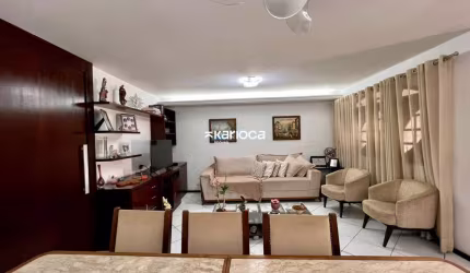 LUXUOSA CASA DE CONDOMINIO DE 380M2
