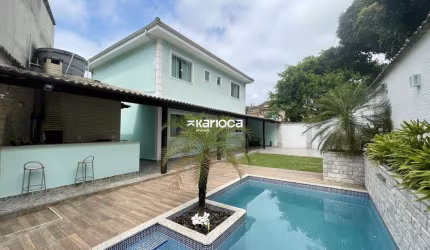 casa para  locacao  200 m com 3 quartos 3 baneiros com piscina na taquara