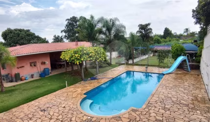 Chácara com 3 quartos à venda em Chácaras Reunidas Ipê - SP