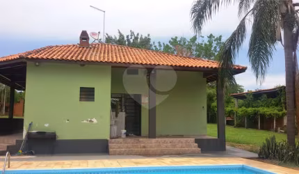 Chácara com 2 quartos à venda em Chácara Carolina - SP