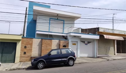 Sobrado com 3 quartos à venda em Vila Romão - SP