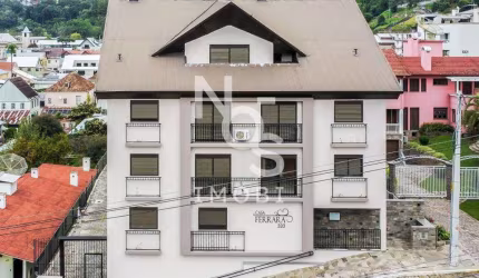 Apartamento 02 Dormitórios Sendo 01 Suíte Com 02 vagas de Garagem Centro Antônio Prado