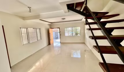 Casa para venda com 181 metros quadrados com 3 quartos em Jardim Santa Bárbara - Atibaia - SP