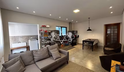 Casa à venda 2 Dormitórios sendo 1 Suíte, e Área de Churrasco no Prestigiado Bairro de Caputera, Ca
