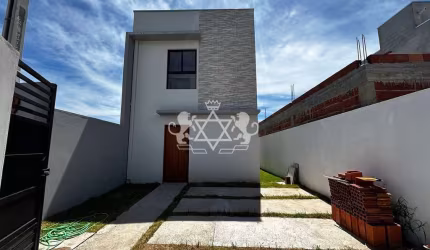 Sobrado à venda, Loteamento Portal dos Pássaros, Caraguatatuba, SP