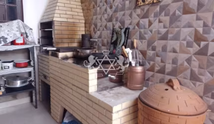 Linda casa com Edicula próximo a pista Barranco Alto, Caraguatatuba, SP