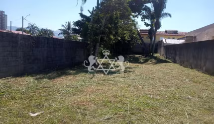 Terreno de 500m² à venda, a 200m da praia, Jardim Britânia, Caraguatatuba, SP