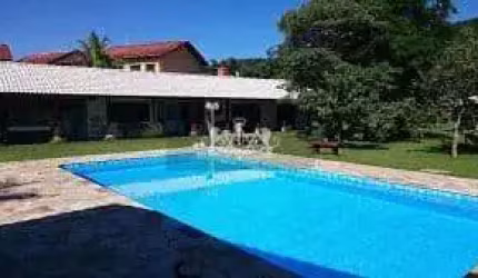 Casa à venda, Delfim Verde, Caraguatatuba.