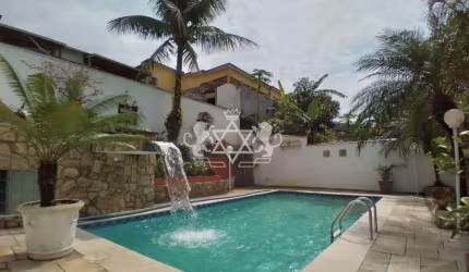 Sobrado à venda, no Park Imperial em Caraguatatuba, Litoral Norte de São Paulo