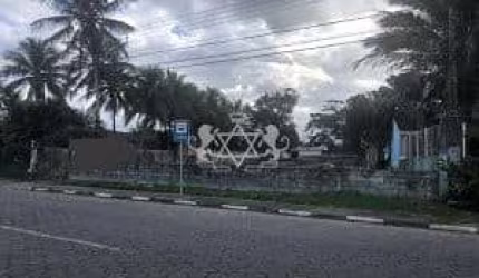 EXCELENTE ÁREA, COM 1700M2, COM ESCRITURA NA PRAIA DAS PALMEIRAS