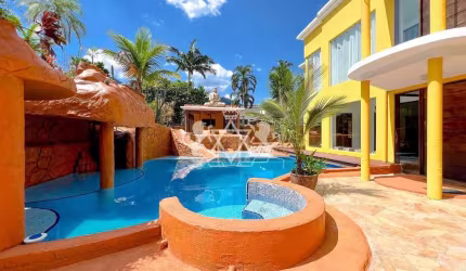 A venda, Sobrado com 5 suites amplas, 3 salas, cozinha e área de serviço,Massaguaçu, Caraguatatuba,