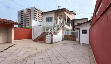 Casa à venda, Jardim Britânia, Caraguatatuba, SP