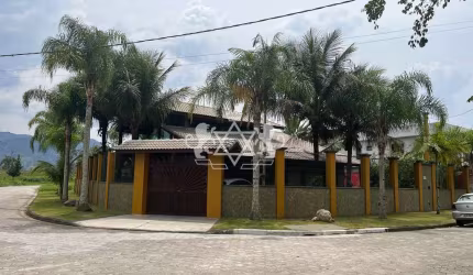 Casa Térrea com Piscina à Venda, Pontal de Santa Marina, Caraguatatuba, SP