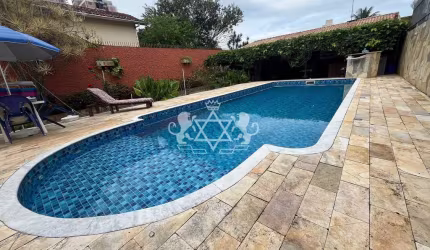 Casa Edícula à Venda, Porto Novo, Caraguatatuba, SP