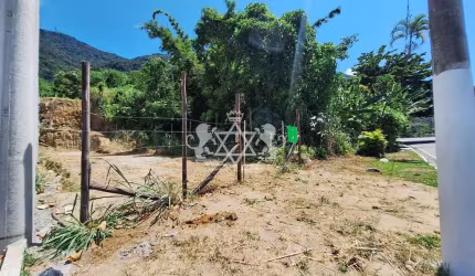 Terreno à venda próximo Pier Figueira, São Francisco da Praia, São Sebastião, SP