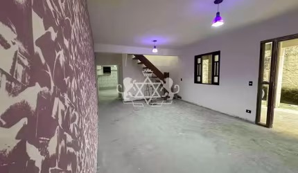 Sobrado  recém reformado à venda, Canto do Mar, São Sebastião, SP