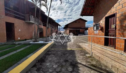 Apartamento à venda, Prainha, Caraguatatuba, SP