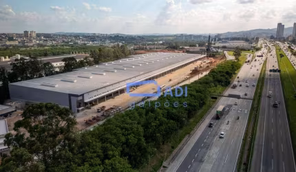 Galpão Logístico/Industrial Padrão AAA Condomínio Fechado - Locação - 27.032 m² - Rod. Castello Branco - Barueri/SP