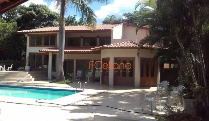 Casa à venda ou aluguel - Condomínio Colinas do Mosteiro de Itaici - Indaiatuba/SP