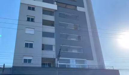 Apartamento 3 dormitórios no Sagrada Família