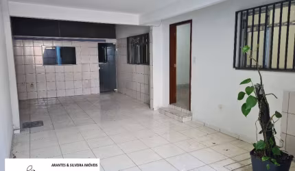 Aluga-se imóvel para fins comerciais - R. Herculano de Freitas, 775