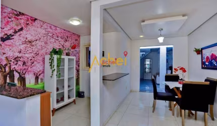 Casa à venda em Porto Alegre, bairro Hípica - 113m² de área construída