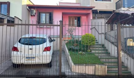 Casa com 2 dormitórios, 2 banheiros, 1 vaga no bairro Jardim Vila Nova