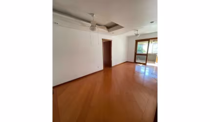 Apartamento para venda  no Bairro Santana em Porto Alegre