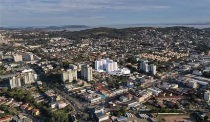 Apartamento para venda  no Bairro CAMAQUÃ em Porto Alegre