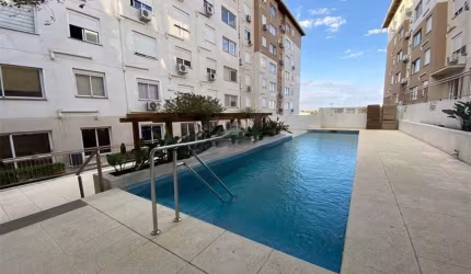 Apartamento para venda  no Bairro Medianeira em Porto Alegre