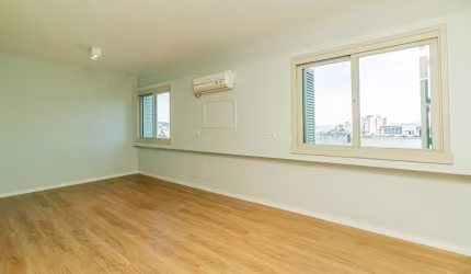 Apartamento para venda  no Bairro CENTRO HISTÓRICO em Porto Alegre