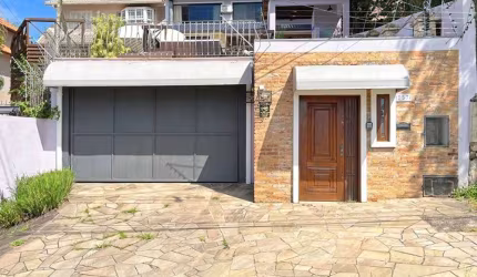 Casa para venda  no Bairro Espírito Santo em Porto Alegre