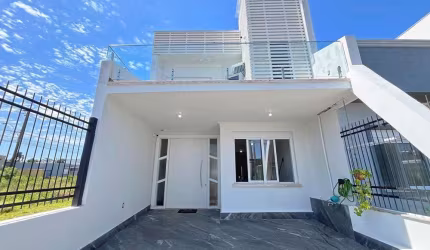 Casa para venda  no Bairro Hipica em Porto Alegre