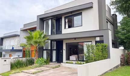 Casa em Condomínio para venda  no Bairro Hipica em Porto Alegre