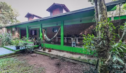 Imóvel usado em Cascata, Porto Alegre - Casa espaçosa no CM 128 Casa 612481080-25