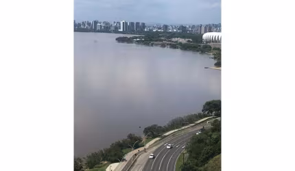 Sala para venda  no Bairro CRISTAL em Porto Alegre