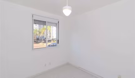 Apartamento para venda  no Bairro Humaitá em Porto Alegre