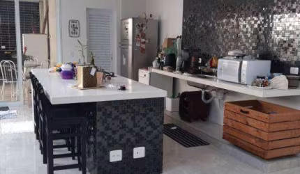 Casa em Bosque da Saúde com 340m²