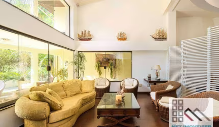 Casa em condomínio 5 dormitórios (700m²), 5 Suítes, 5 Vagas, Varanda, Quintal charmoso. Uma pérola no Brooklin