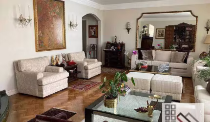 Apartamento 4 Dormitórios (275m²), 2 Suítes, 4 Vagas. No coração de Higienópolis