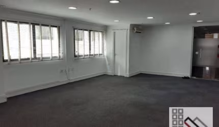 Conjunto Comercial (121,52m²), 4 Banheiros, 4 Vagas. A 200 da Avenida Brigadeiro Luis Antonio