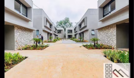 Casa em Condomínio 4 Dormitórios (935,99m²), 4 Suítes, 6 Vagas. Próximo do Parque Severo Gomes