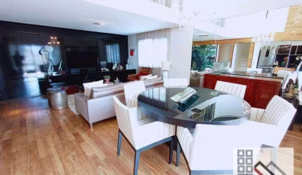 Apartamento Duplex 1 Dormitório (130m²), 1 Suíte, Varanda, 2 Vagas. Próximo dos Shoppings Vila Olimpia e JK.