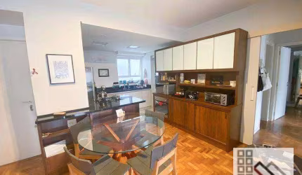 Apartamento 2 Dormitórios (81m²), 1 Suíte, 2 Banheiros, Reformado e Mobiliado. No coração do Itaim Bibi
